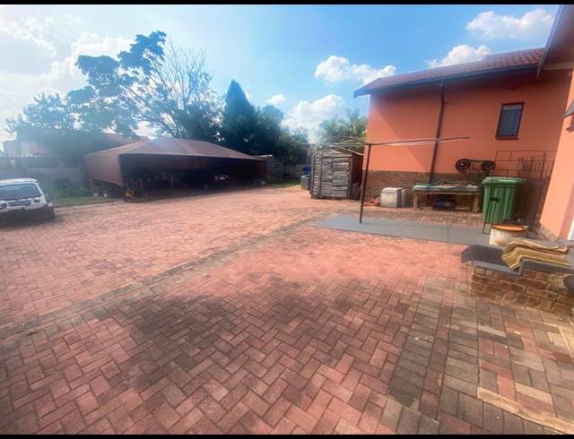 3 BEDROOM HOUSE FOR SALE IN KANONKOP